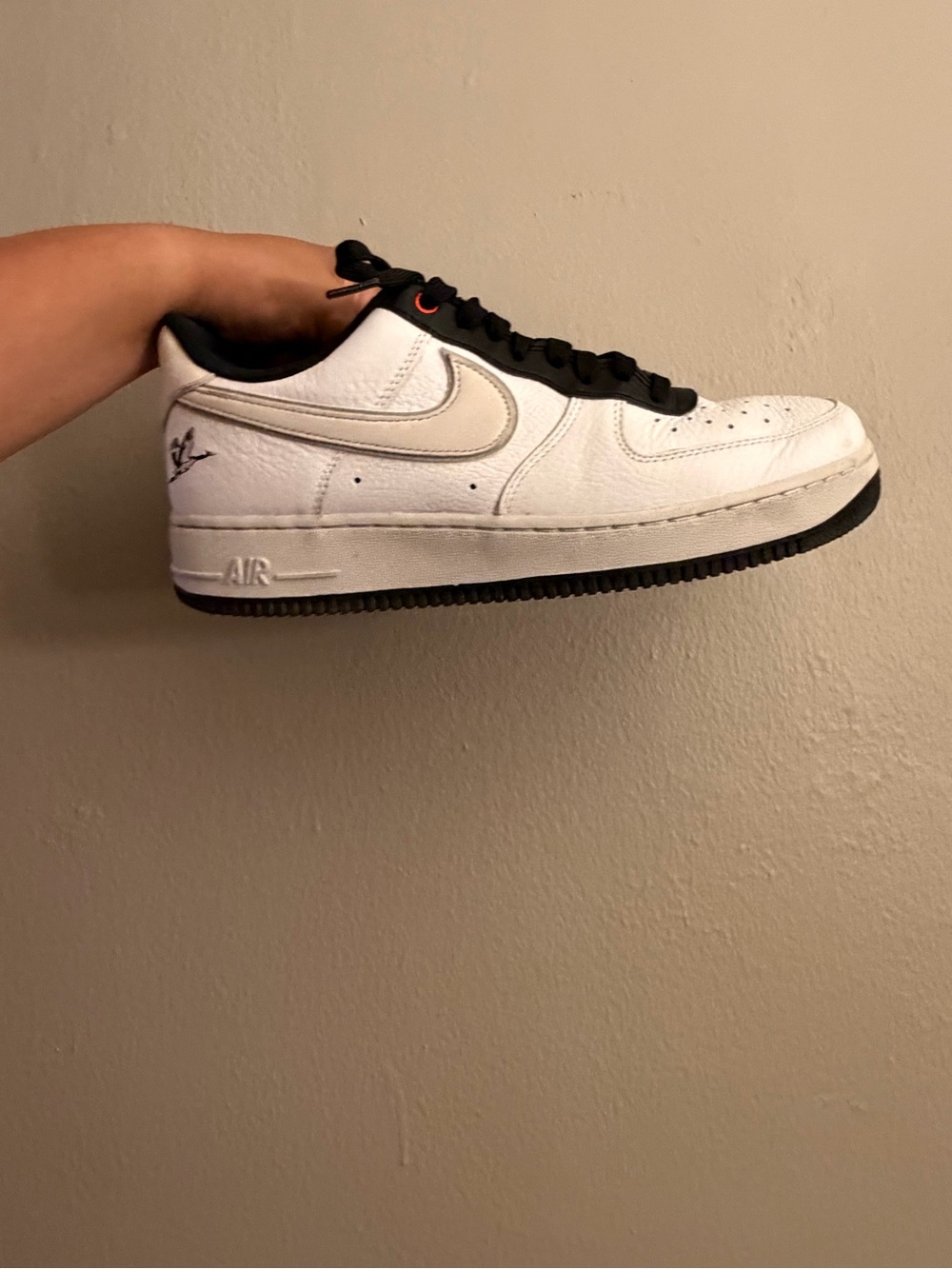 Nike Men’s Low-Top Athletic Sneakers - White with Black Trim